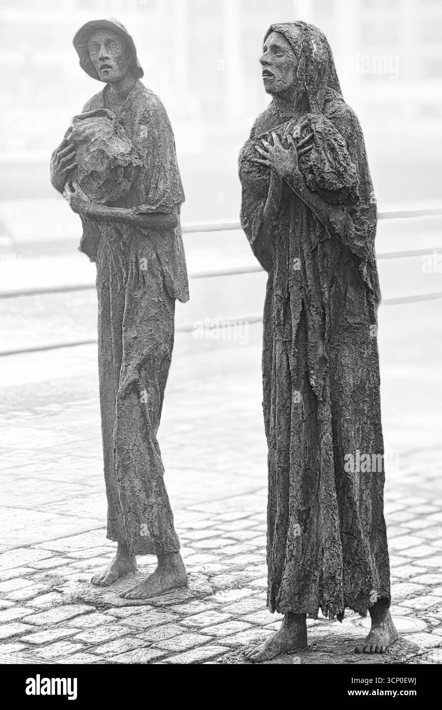 Statues du mémorial de la famine, Dublin, Irlande Banque D'Images