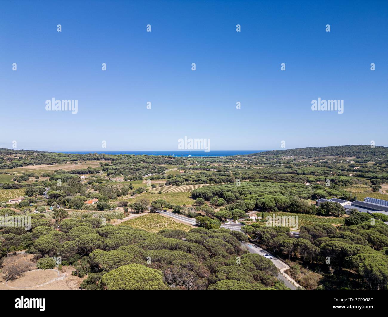 Vues aériennes de la mer Méditerranée depuis Ramatuelle, Var, Provence, France. Banque D'Images