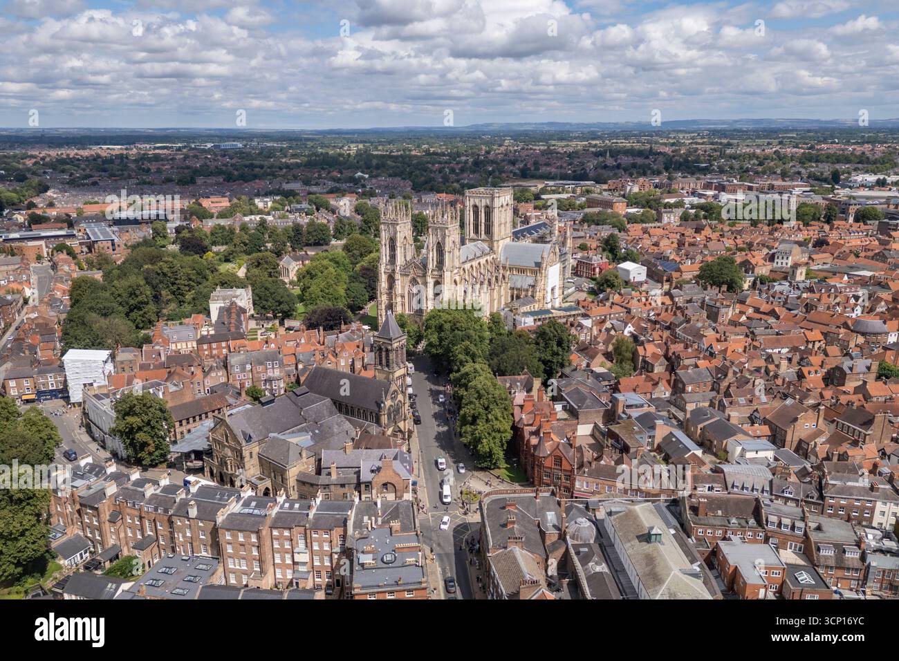 Vue aérienne de York Minster, Deangate, York, North Yorkshire, Angleterre. Banque D'Images