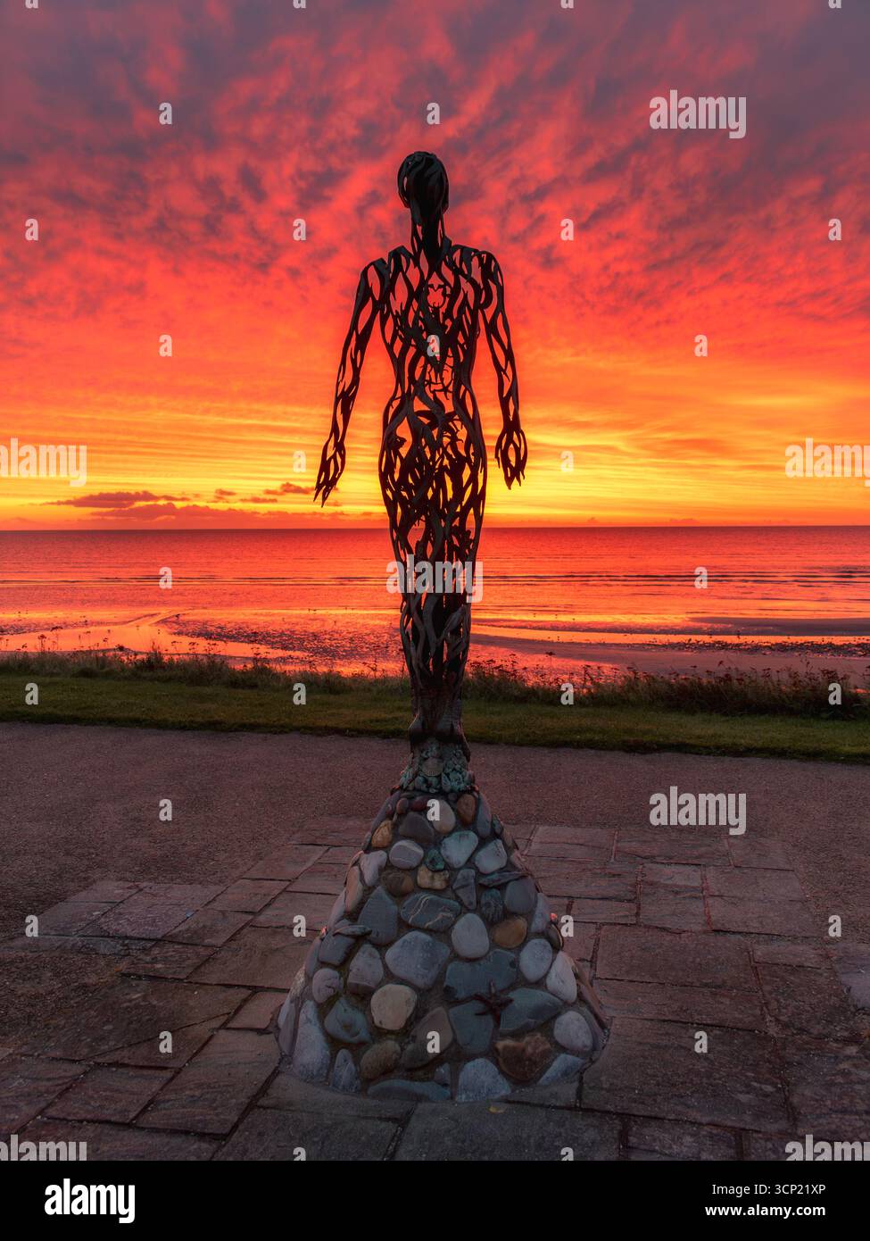 Ciel de lever de soleil ardent à Laytown Voyager Banque D'Images