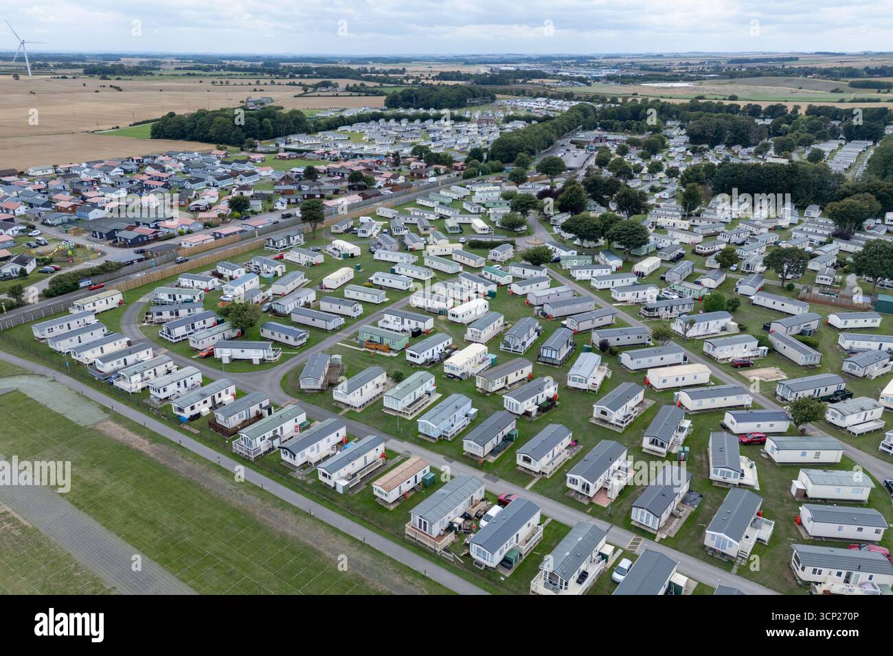 Vue aérienne du South Cliff Holiday Park, situé à côté de Bridlington South Beach, Bridlington, Yorkshire, Royaume-Uni. Banque D'Images