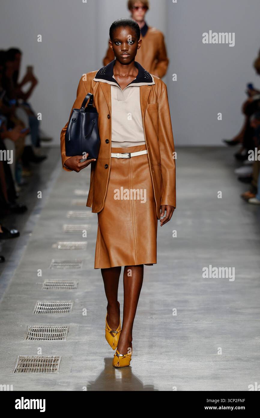 Milan, Italien. 23 septembre 2025. Défilé ICEBERG printemps-été 2026 pendant la Fashion week de Milan le 2025 septembre - Milan, Italie, 23/09/2025 crédit : dpa/Alamy Live News Banque D'Images