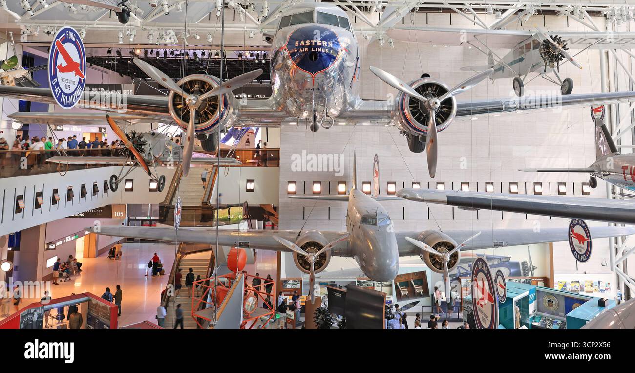 Collection de vaisseaux spatiaux historiques au musée national de l'air et de l'espace de Smithsonian, Washington DC, États-Unis Banque D'Images