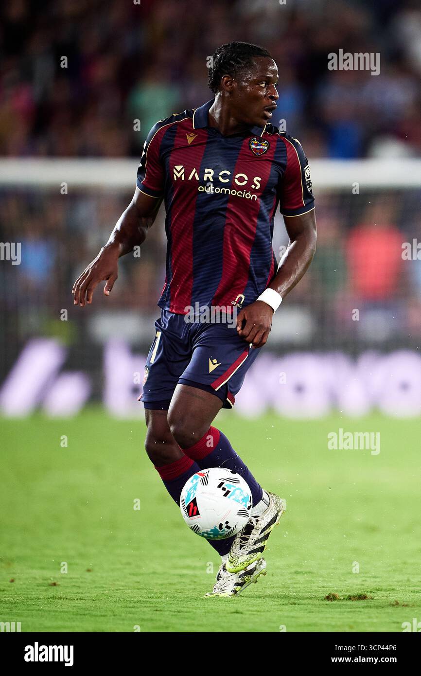VALENCE, ESPAGNE - 23 SEPTEMBRE : Etta Eyong de Levante UD lors du match LaLiga EA Sports entre Levante UD et Real Madrid CF à Ciutat de Valencia le 23 septembre 2025 à Valence, Espagne. (Photo de QSP) Banque D'Images