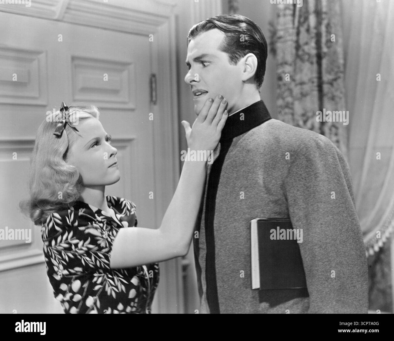 'Touchdown, Army', avec Mary Carlisle, Robert Cummings, John Howard, William Frawley, Raymond Hatton, Benny Baker et Owen Davis, Jr. réalisé par Kurt Neumann, A Paramount Pictures. 01 janvier 1938. (Photo de Paramount films Service Pty. Ltd.) Banque D'Images