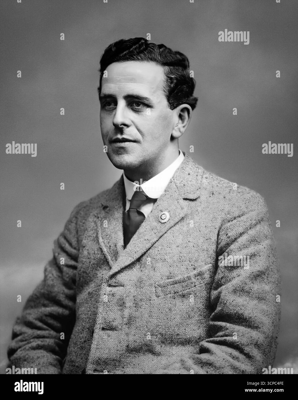 Sean MacEntee combat dans la garnison du bureau de poste général lors de l'insurrection de Pâques en 1916. Condamné à mort pour son rôle dans l'augmentation de la peine a été commuée plus tard en emprisonnement à vie. MacEntee a été libéré lors de l'amnistie générale en 1917, et a ensuite été élu membre des exécutifs nationaux du Sinn Féin et des Volontaires irlandais en octobre 1917. Banque D'Images