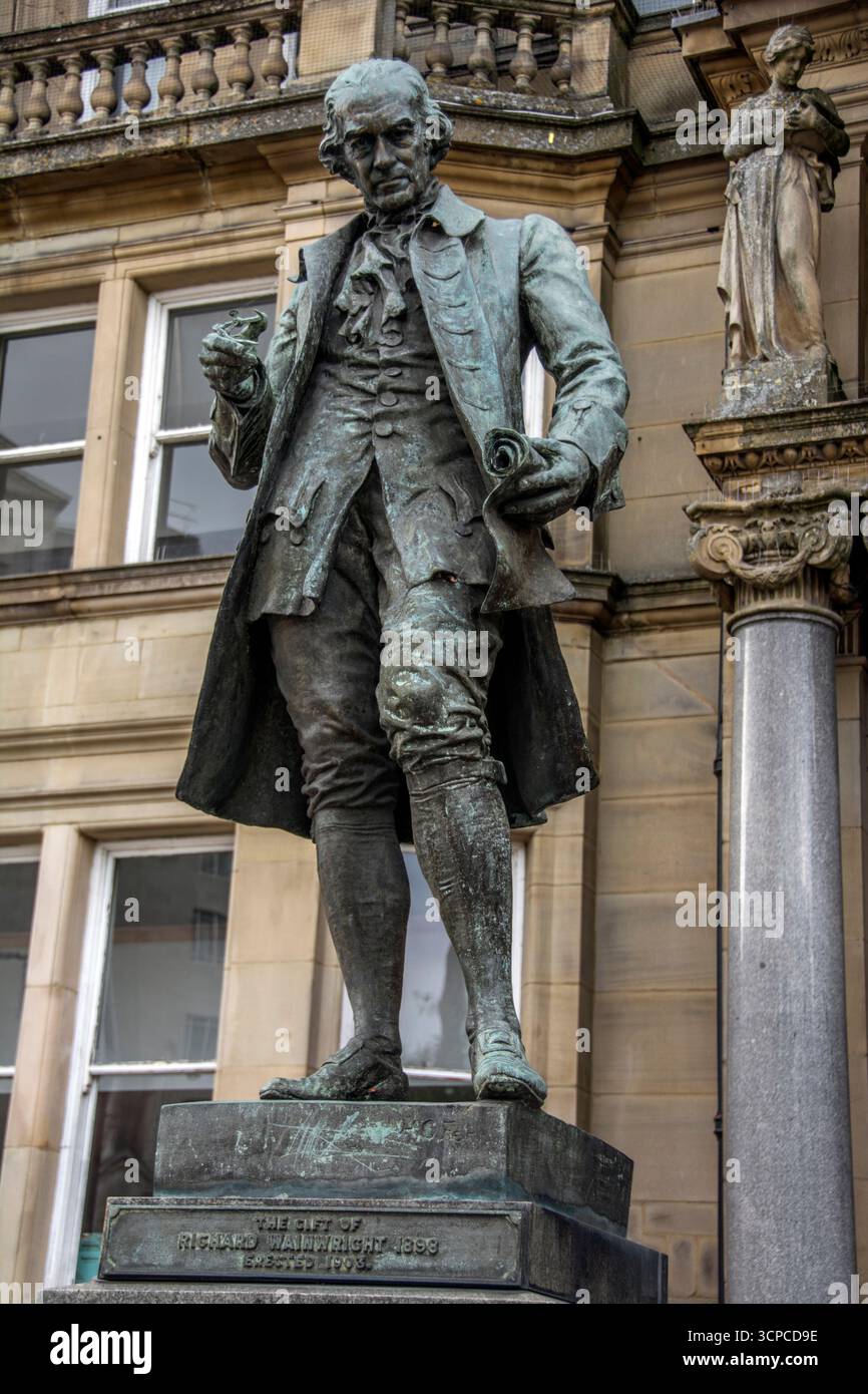 Statue de James Watt dans la vue entière Banque D'Images