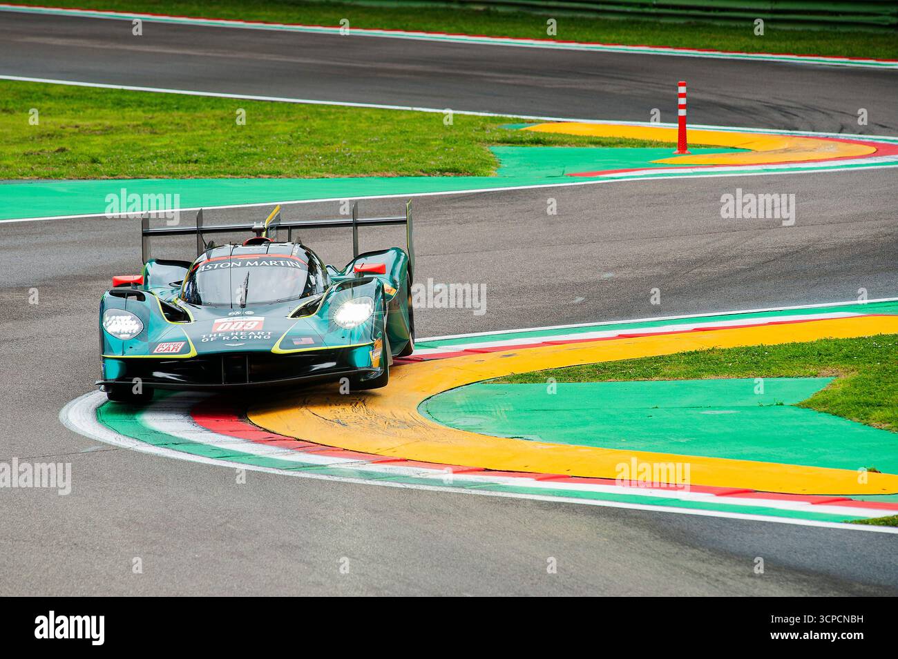 Championnat du monde FIA d'endurance Imola, essais libres vendredi 2025-04-18 Aston Martin Banque D'Images