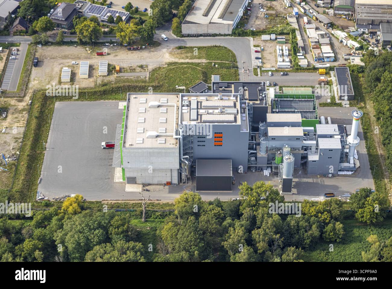 Vue aérienne, Dinslakener Holz-Energiezentrum DHE, Averbruch, Dinslaken, Ruhr area, Rhénanie du Nord-Westphalie, Allemagne, DE, centrale énergétique, fournisseur d'énergie Banque D'Images