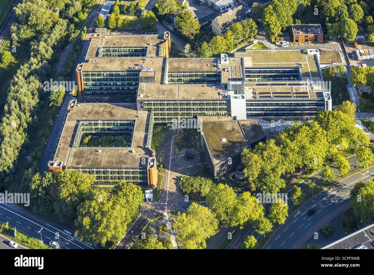 Vue aérienne, salle de district de Recklinghausen avec nouvelle extension, Hillen, Recklinghausen, région de la Ruhr, Rhénanie du Nord-Westphalie, Allemagne Banque D'Images