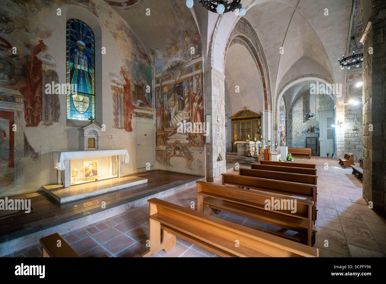Abbazia di San Salvatore, église médiévale de style roman en Toscane, Italie Banque D'Images