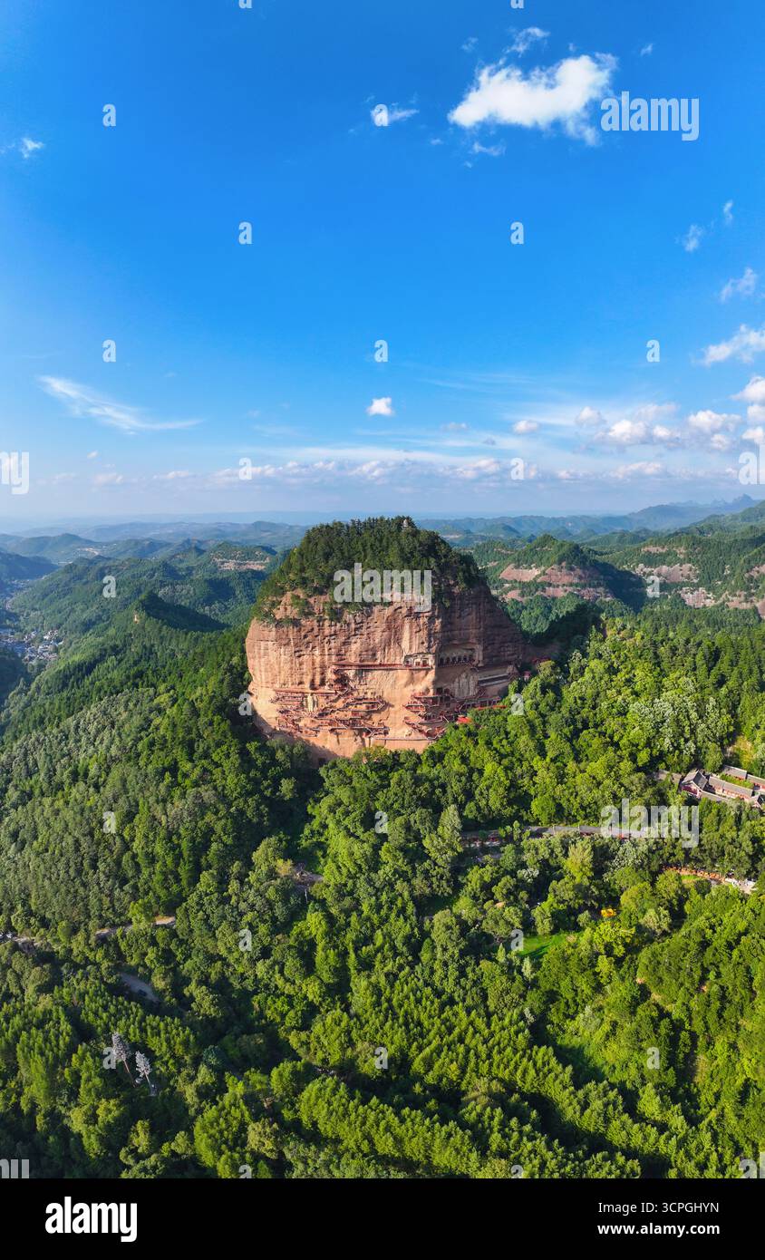Grottes de Maijishan, un site du patrimoine culturel mondial dans la ville de Tianshui, province du Gansu Banque D'Images