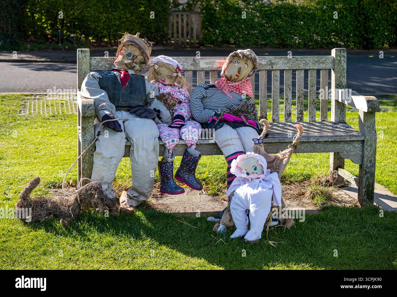 Épouvantails assis sur un événement de sentier d'épouvantail, Dirleton, East Lothian, Écosse, Royaume-Uni Banque D'Images