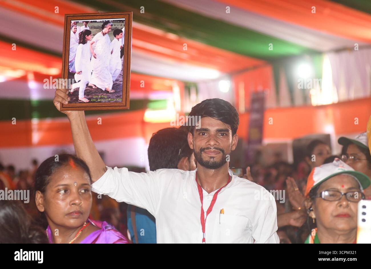 Inde. 26 septembre 2025. PATNA, INDE - SEPTEMBRE 26 : participation des travailleuses au Congrès au programme Shakti Adhikar Mahila Samvad à l'Ashram de Sadaquat le 26 septembre 2025 à Patna, Inde.(photo de Santosh Kumar/Hindustan Times/Sipa USA) crédit : Sipa USA/Alamy Live News Banque D'Images