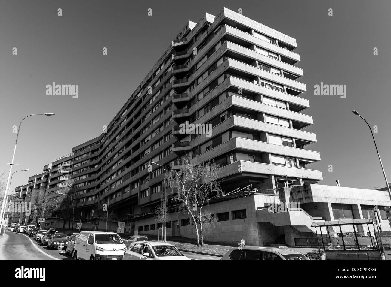 Genève, Suisse - 24 mars 2022 : Architecture moderne et vue sur la rue à Genève, Suisse. Banque D'Images