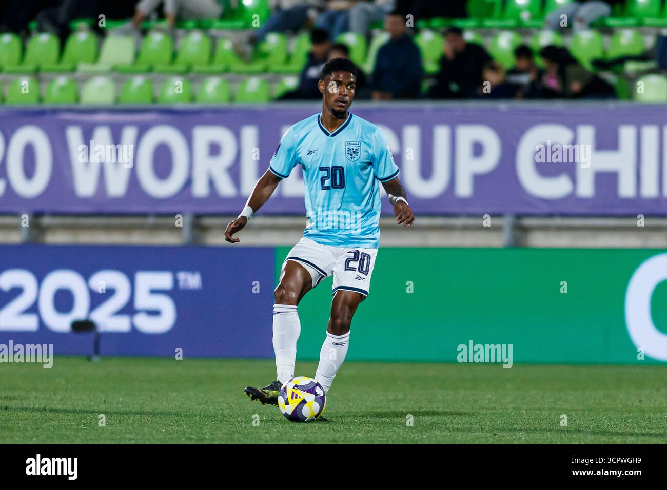 Valparaiso, Chili - septembre 27 : Antony Herbert du Panama lors du match du Groupe B de la Coupe du monde U-20 de la FIFA, Chili 2025 entre le Paraguay et le Panama à l'Estadio ElÌas Figueroa Brander le 27 septembre 2025 à Valparaiso, Chili Banque D'Images