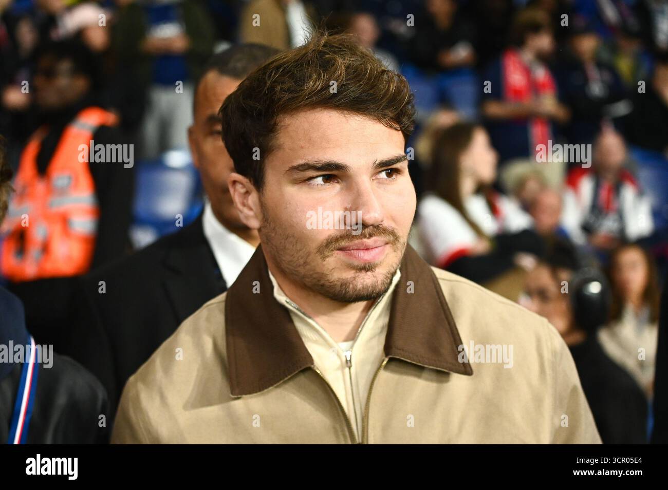 Paris, France. 27 septembre 2025. Antoine Dupont lors du PSG-AJ Auxerre lors de la 6e journée de Ligue 1 Mc Donald's au Parc des Princes le 27 septembre 2025. - 27/09/2025 - France/Ile-de-France (région)/Paris - Julien Mattia/le Pictorium crédit : LE PICTORIUM/Alamy Live News Banque D'Images
