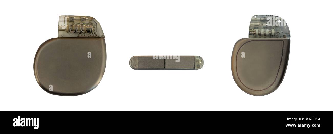 Stimulateurs cardiaques modernes et matériel médical implantable d'enregistreur de boucle isolé sur fond blanc Banque D'Images