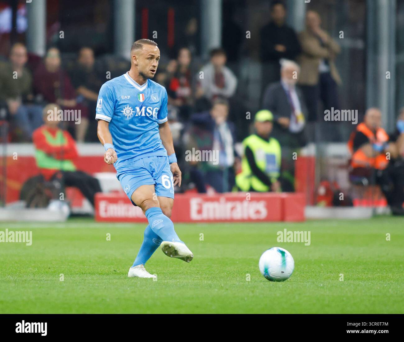 Milan, Italie. 28 septembre 2025. Stanislav Lobotka de la SSC Napoliduring the Italian Serie A, saison 2025-2026, match de football entre l'AC Milan et la SSC Napoli le 28 septembre 2025, au San Siro Stadium, Milan, Italie crédit : Nderim Kaceli/Alamy Live News Banque D'Images