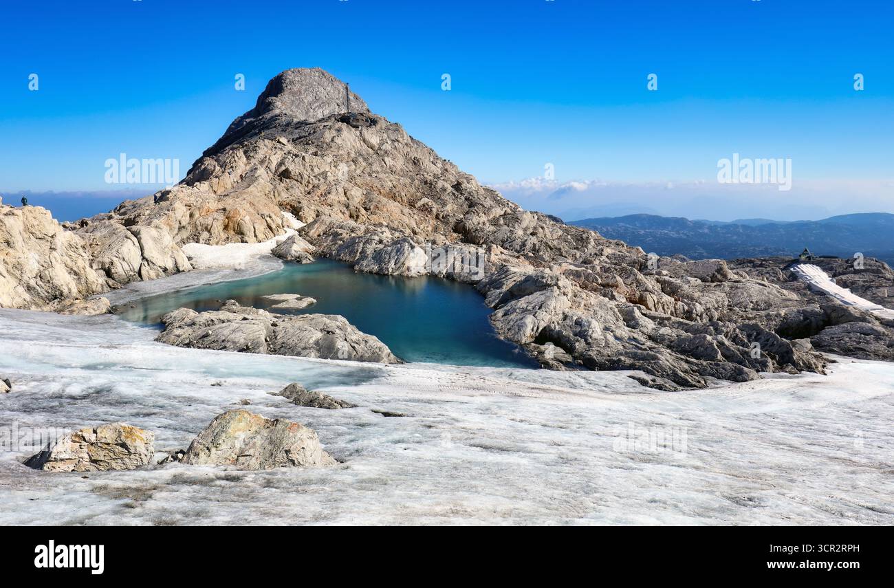 Glacier de Dachstein dans les Alpes autrichiennes en été Banque D'Images