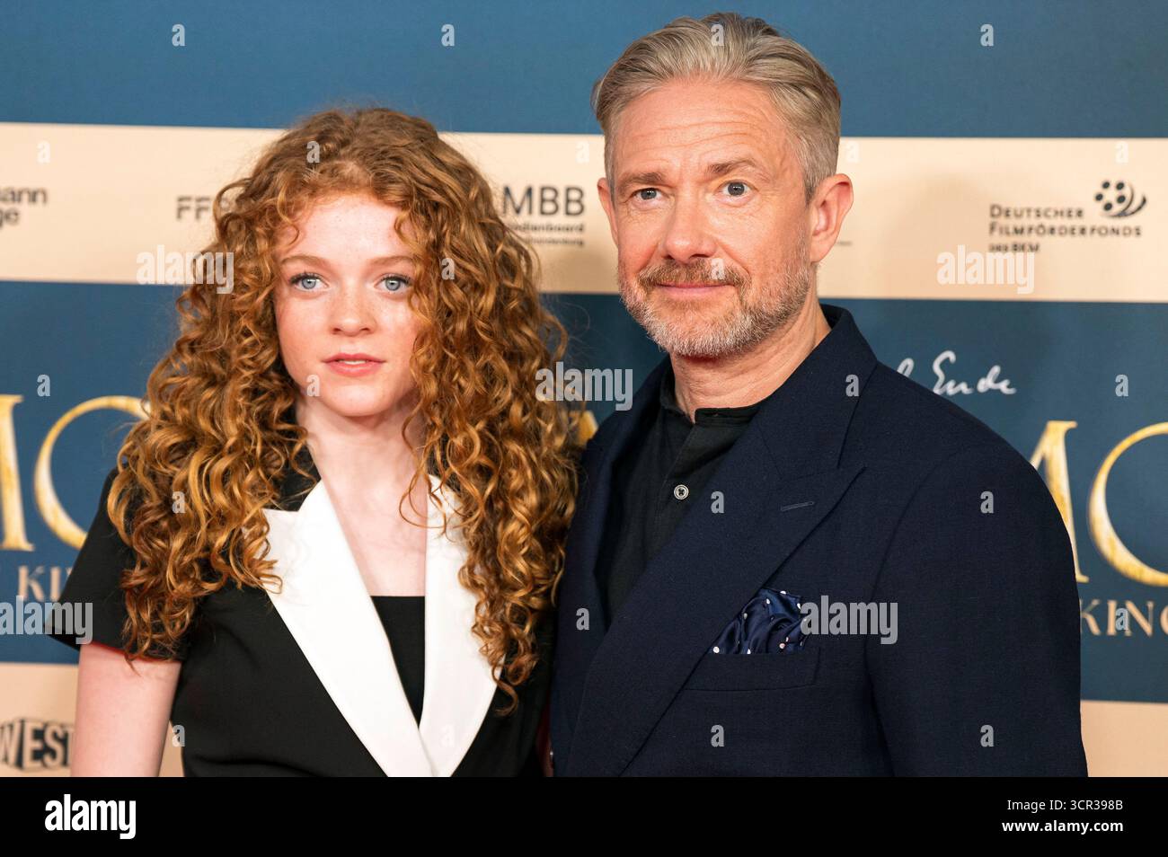 Alexa Goodall und Martin Freeman BEI der Premiere des Kinofilms 'Momo' im Mathäser Filmpalast. München, 28.09.2025 Banque D'Images