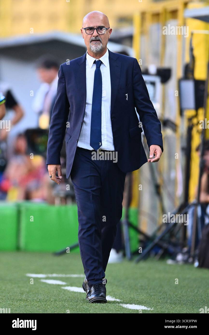 Massimiliano Canzi entraîneur de la Juventus FC participe à la finale de la Coupe féminine de Serie A entre la Juventus FC et A.S. Roma au stade Romeo menti le 27 septembre 2025 à Castellammare di Stabia, Italie Banque D'Images