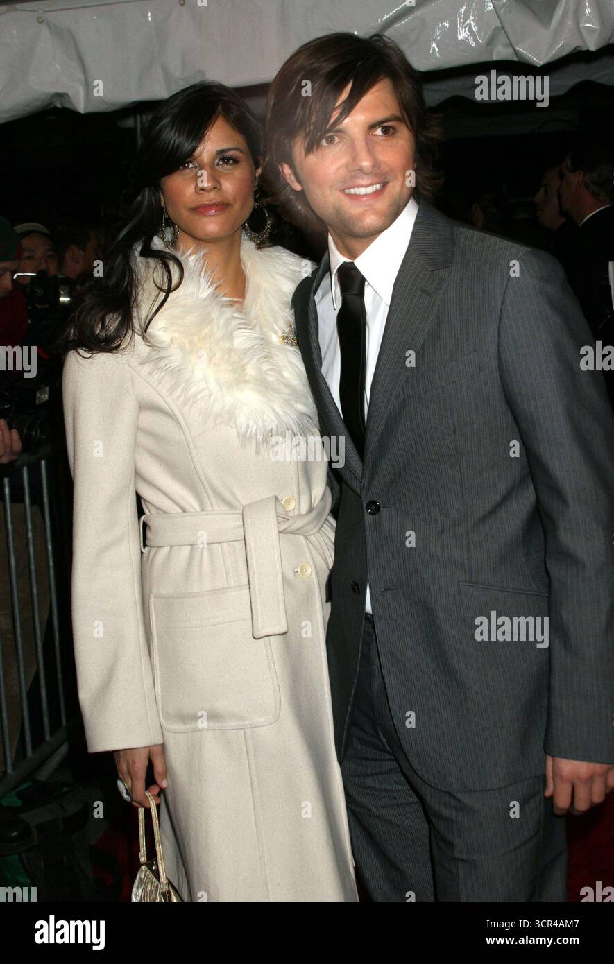 Adam Scott lors de la première New-yorkaise de 'The Aviator' - 15 décembre 2004 Banque D'Images