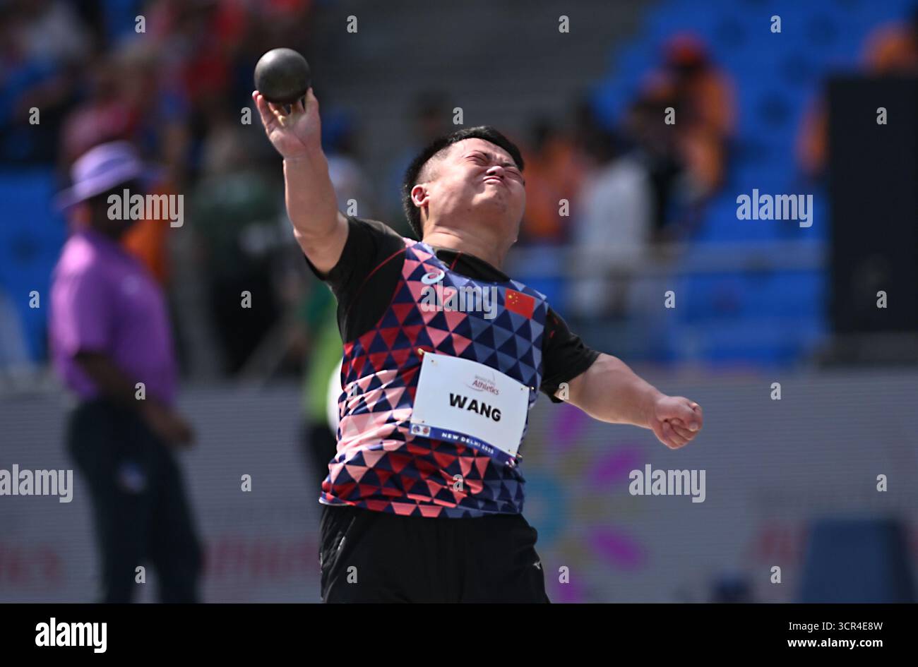 New Delhi, Inde. 29 septembre 2025. Wang Wei, de Chine, participe à la finale de F40 au Championnat du monde de para-athlétisme 2025 à New Delhi, Inde, le 29 septembre 2025. Crédit : Javede Dar/Xinhua/Alamy Live News Banque D'Images