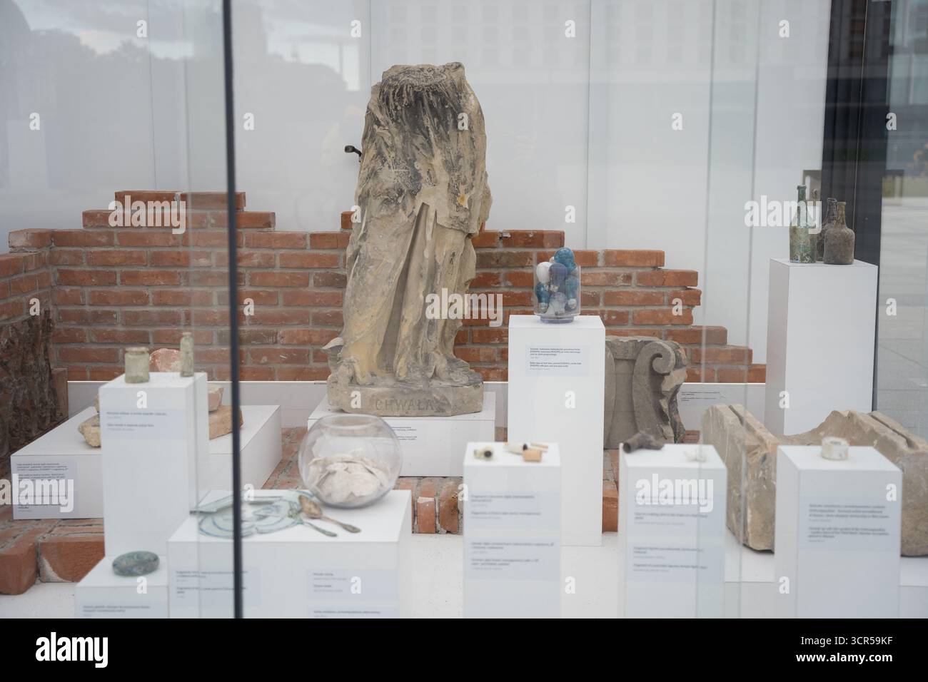 Varsovie, Pologne. 28 septembre 2025. Travaux de reconstruction du palais saxon et du palais Bruhl à Varsovie, Pologne, le 28 septembre 2025. (Photo de Weronika Kowalska/NurPhoto)0 crédit : NurPhoto SRL/Alamy Live News Banque D'Images