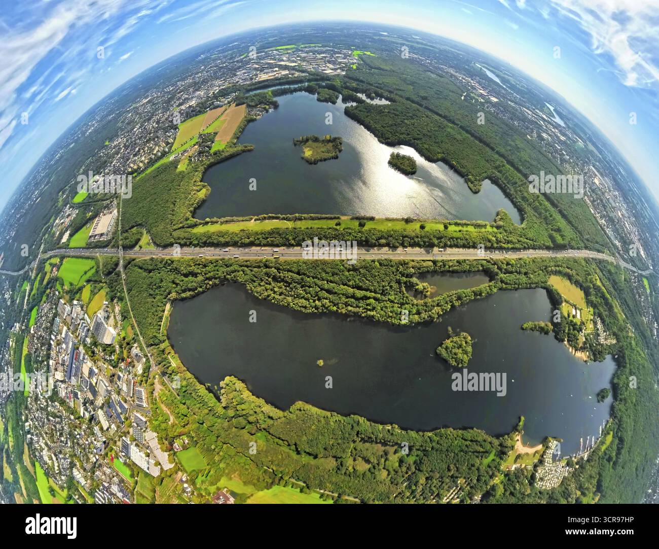 Photo aérienne, Elbsee et Unterbacher voir avec zone forestière, autoroute A46 à Hasseler Forst, globe terrestre, image fisheye, image à 360 degrés, monde minuscule, l Banque D'Images