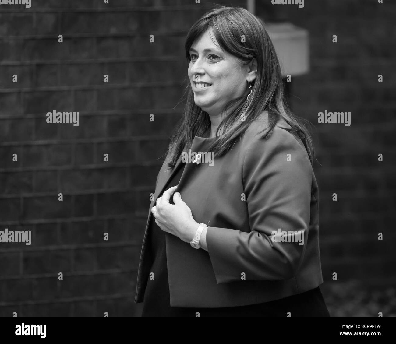 Tzipi Hotovely, ambassadeur d'Israël au Royaume-Uni, en remontant Downing Street, Londres, Royaume-Uni Banque D'Images
