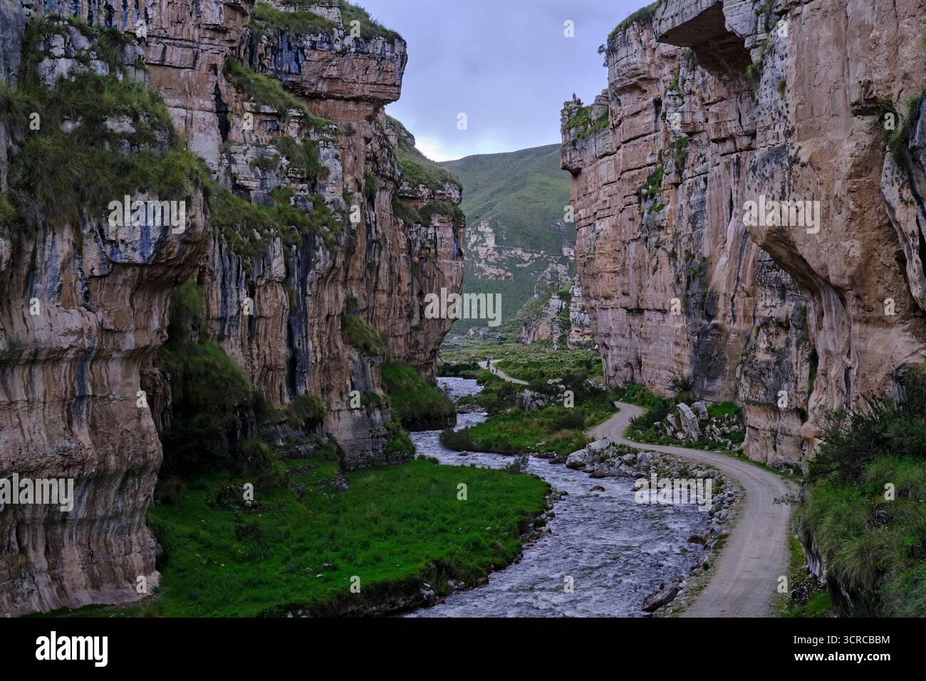 Beau paysage touristique dans Shucto Canyon, un endroit imposant et magnifique plein de nature du lever au coucher du soleil, il est paradisiaque. Banque D'Images