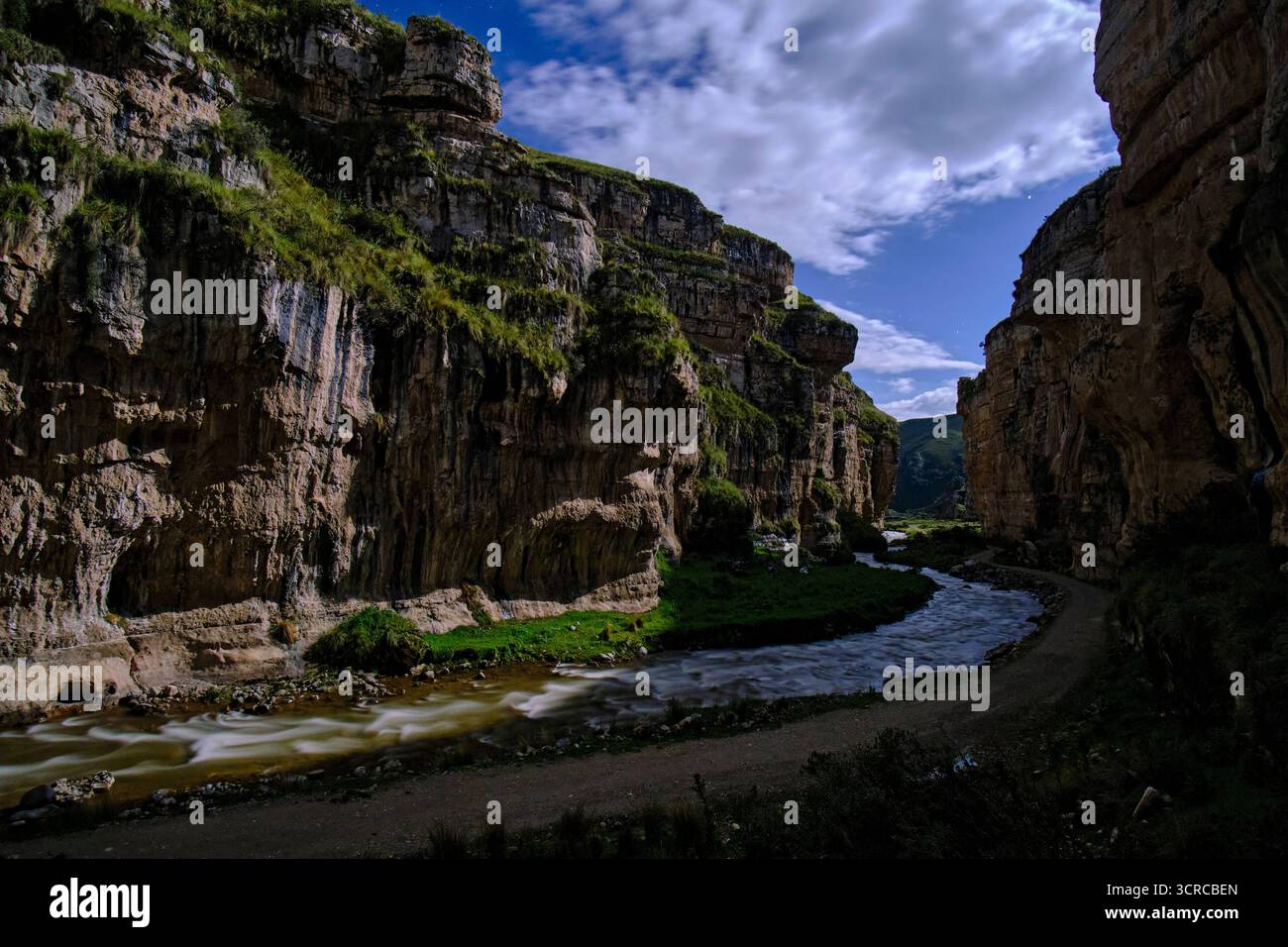 Beau paysage touristique dans Shucto Canyon, un endroit imposant et magnifique plein de nature du lever au coucher du soleil, il est paradisiaque. Banque D'Images