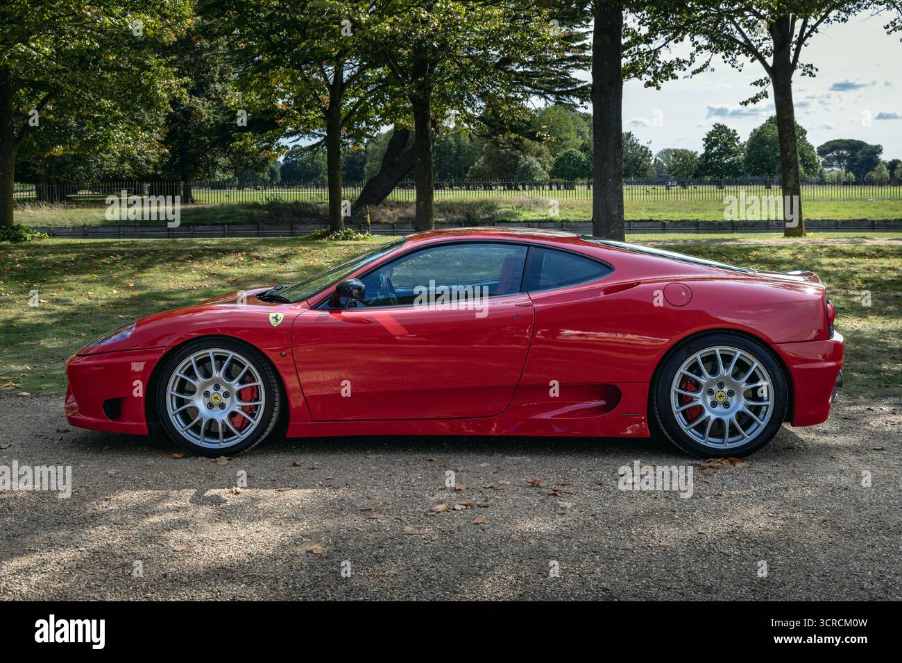 2005 Ferrari 360 Challenge Stradale, concours of Elegance 2025, Hampton court Palace, Londres, Royaume-Uni Banque D'Images