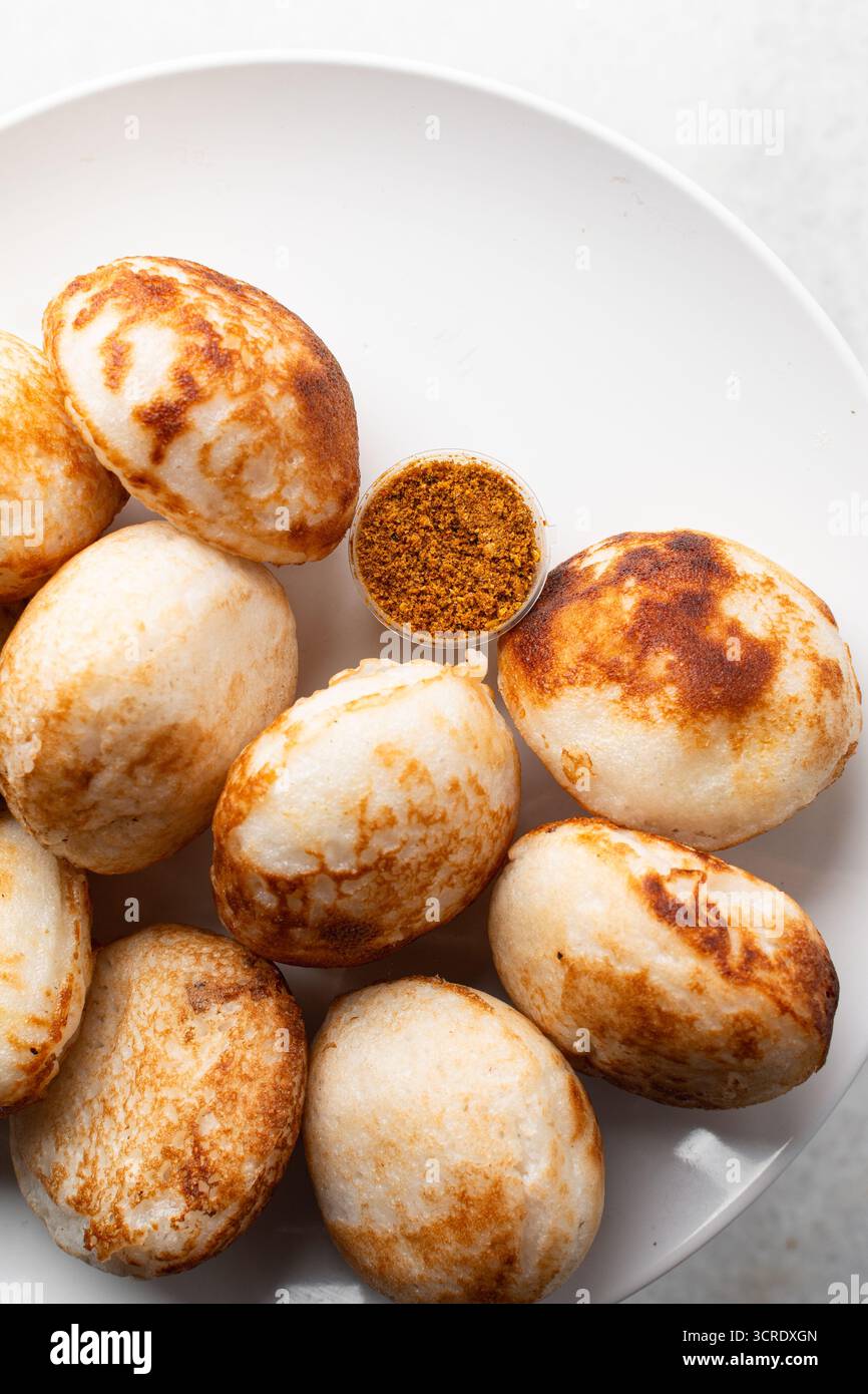 Vue de dessus du masa, vue de dessus de la nourriture du nord du nigeria masa gâteau de riz Banque D'Images