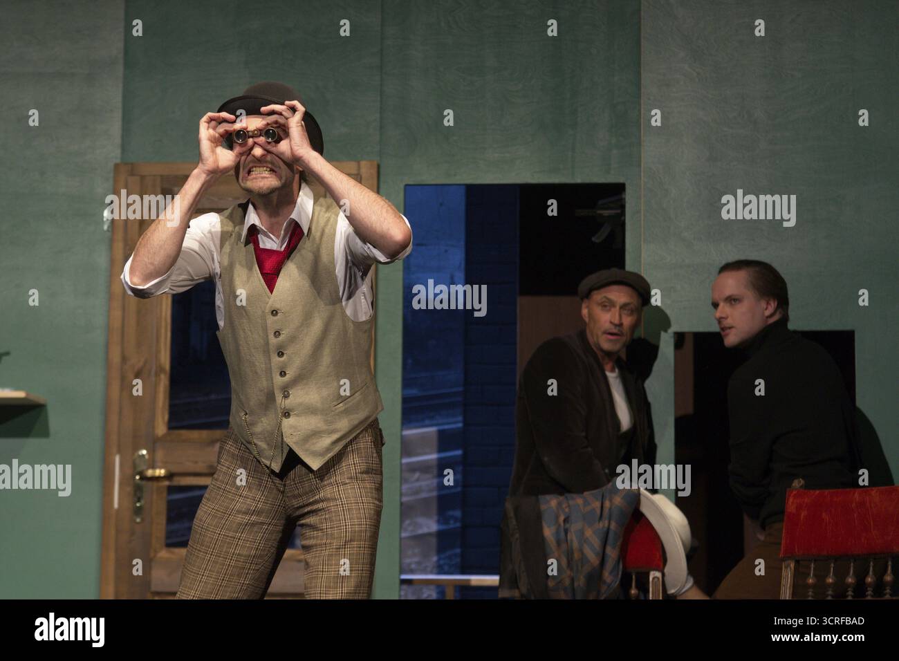 Thilo Herrmann (Professeur Marcus), Silvio Hildebrandt (Dr Courtenay), Henning Wolff (Louis Harvey), LADYKILLERS, répétition photo le 29.09.2025 au Berl Banque D'Images