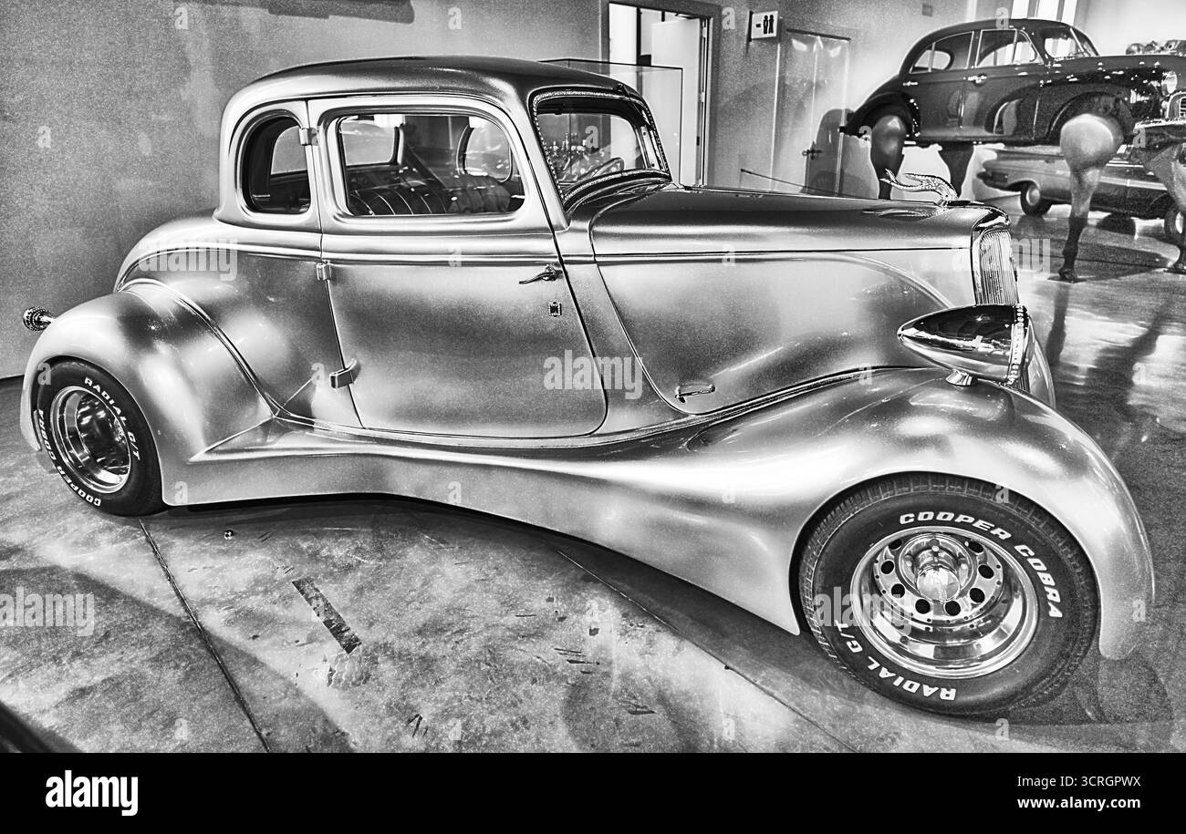 Espagne Malaga détail voiture ancienne 1934 Ford modèle 40 personnalisé par Vigo et Swarovski au Museo Automovilistico de Malaga Auto Museum de Malaga CA Banque D'Images