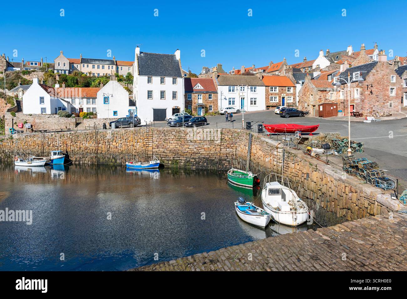 Crail East Neuk de Fife Écosse le petit port et les maisons à la fin de l'été Banque D'Images