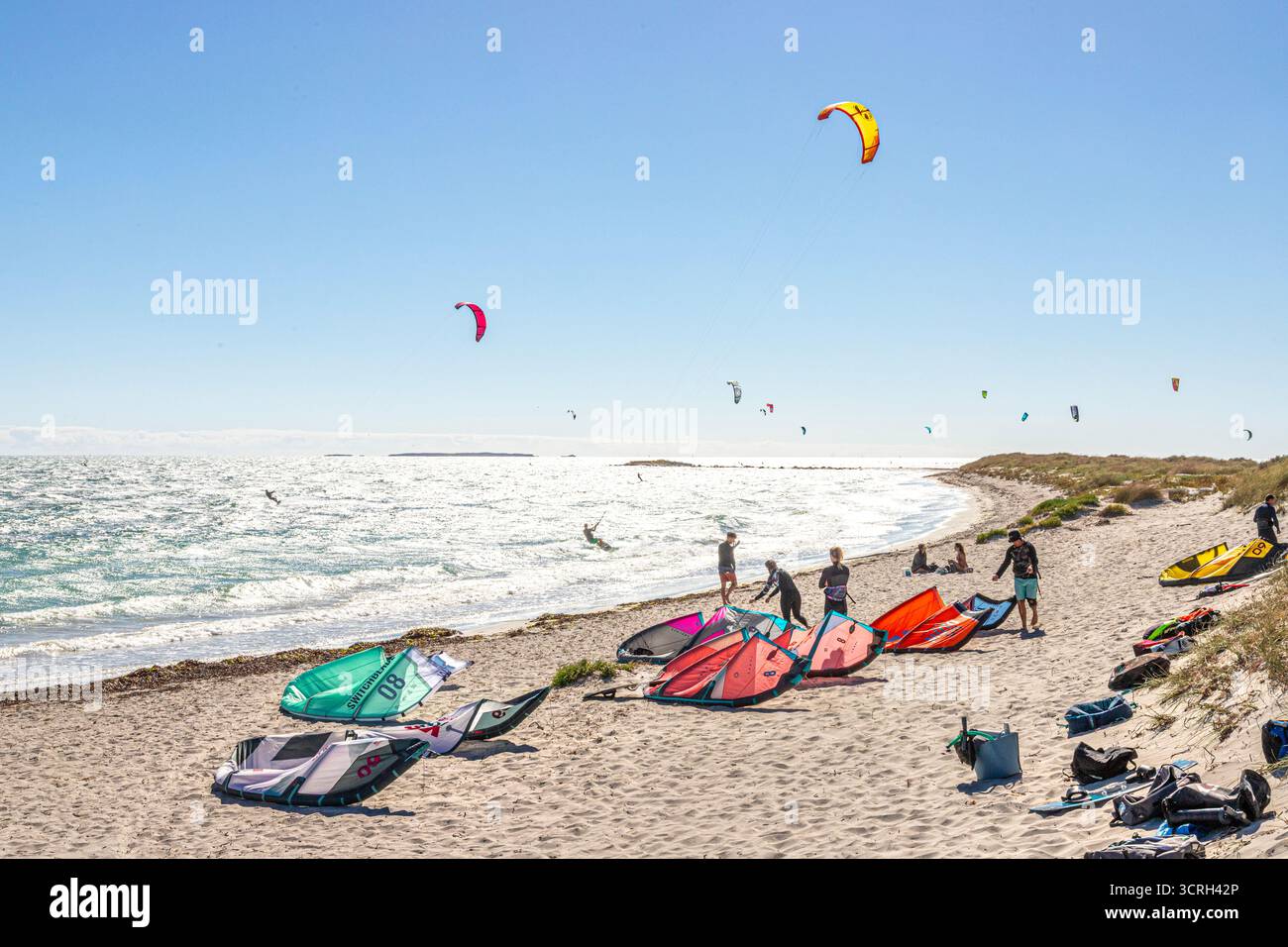 Planche à voile et kitesurf à Woodman point, Coogee, South Fremantle près de Perth dans la région sud-ouest de l'Australie occidentale WA Banque D'Images