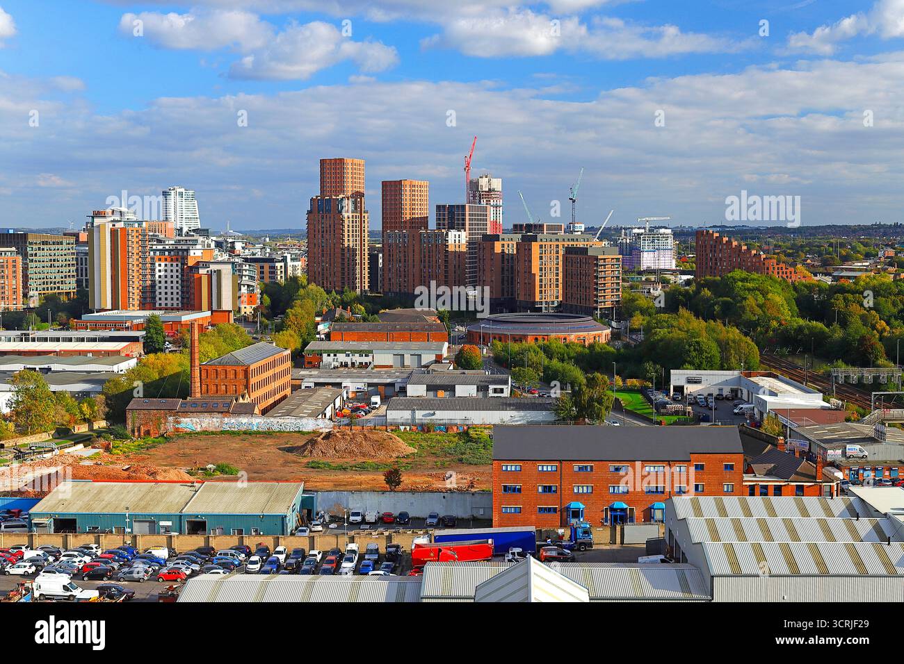 Une vue vers Holbeck et la zone de South Bank de Leeds City dans le West Yorkshire, Royaume-Uni Banque D'Images