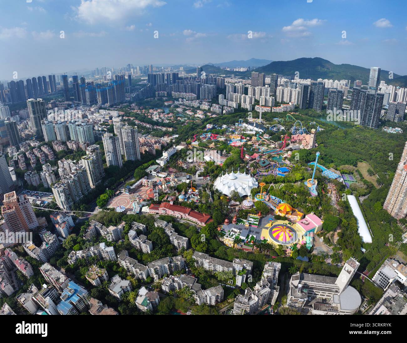 Photographie aérienne d'OCT Happy Valley dans le district de Nanshan, Shenzhen, province du Guangdong Banque D'Images