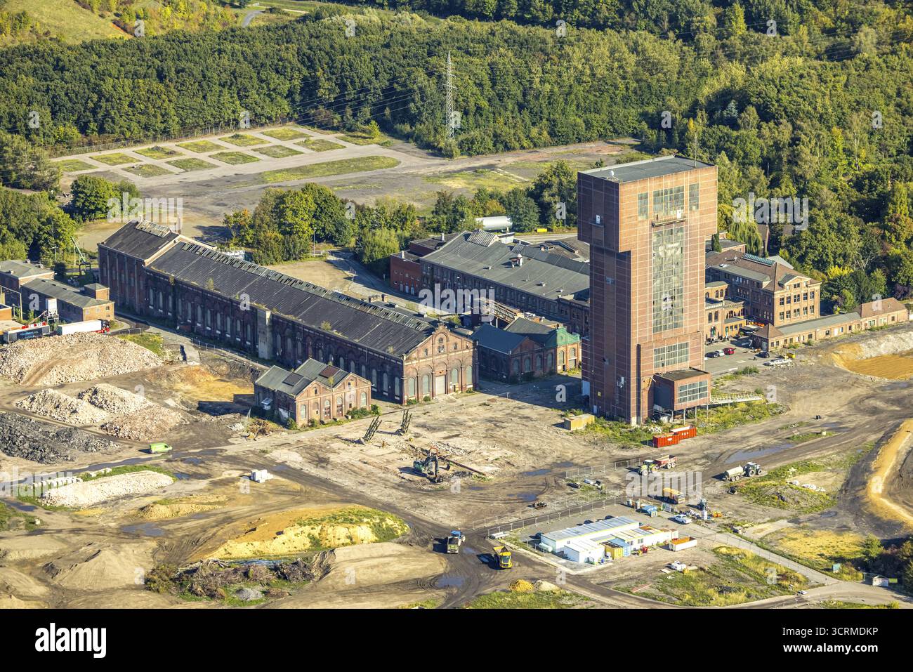 Photo aérienne, CreativRevier Hamm, ancienne mine Ost Heinrich Robert avec tour de marteau, district de Pelkum, Hamm, région de la Ruhr, Rhénanie du Nord-Westphalie, GER Banque D'Images