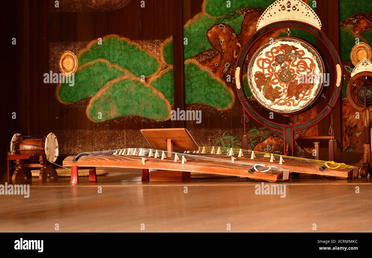 Koto, un instrument de musique traditionnel japonais à cordes. Japon, Asie Banque D'Images