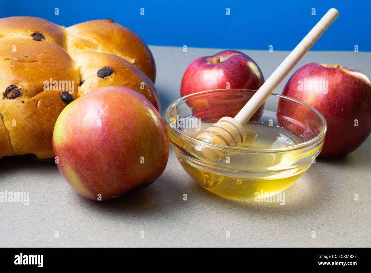 Rosh Hashanah Fast Challah pain, pommes et miel Banque D'Images