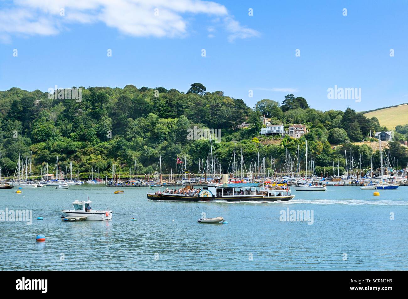Dartmouth Paddlesteamer 'Kingswear Castle', bateau de plaisance historique à vapeur à aubes au charbon transportant des passagers sur la rivière Dart, Devon Angleterre Banque D'Images