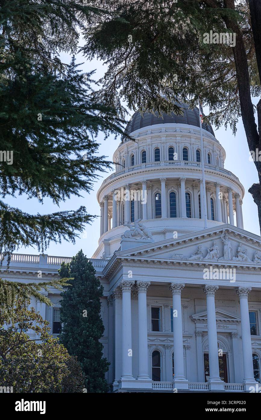 Sacramento, CA, États-Unis – 16 septembre 2025 : extérieur du bâtiment du Capitole de Californie à Sacramento, CA. C'est le siège du gouvernement de l'État. Banque D'Images