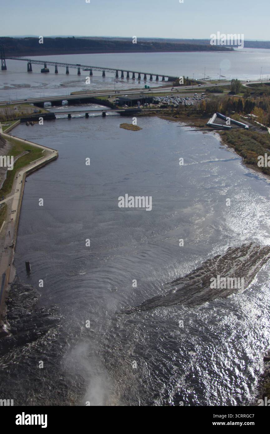 Vue depuis le sommet de la chute Montmorency Banque D'Images