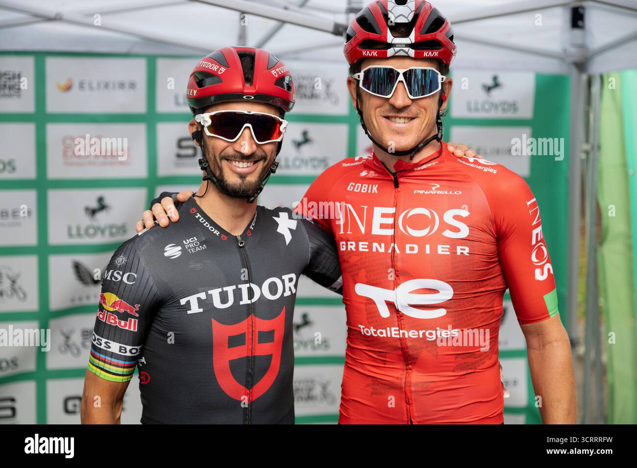 PONTYPOOL, ROYAUME-UNI. 6 septembre Julian Alaphilippe de France / Team Tudor et Geraint Thomas de Grande-Bretagne / Team INEOS avant l'étape 5 Tour de Grande-Bretagne Banque D'Images