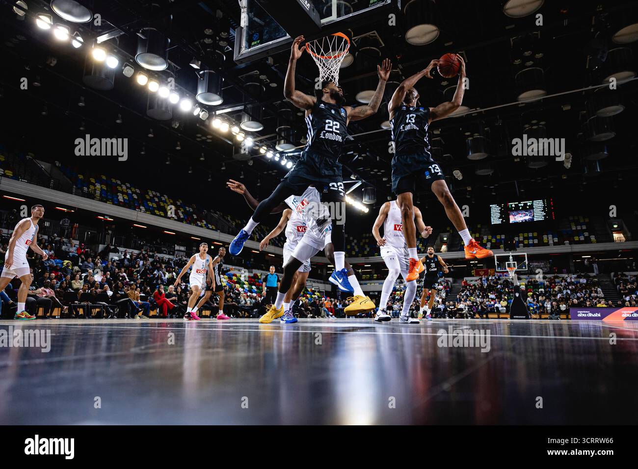 Lors du match de l'Eurocup entre les London Lions et Buducnost voli Podgorica au Copperbox Arena, Londres, le 2 octobre 2025. Buducnost a gagné 86 - 59. Banque D'Images