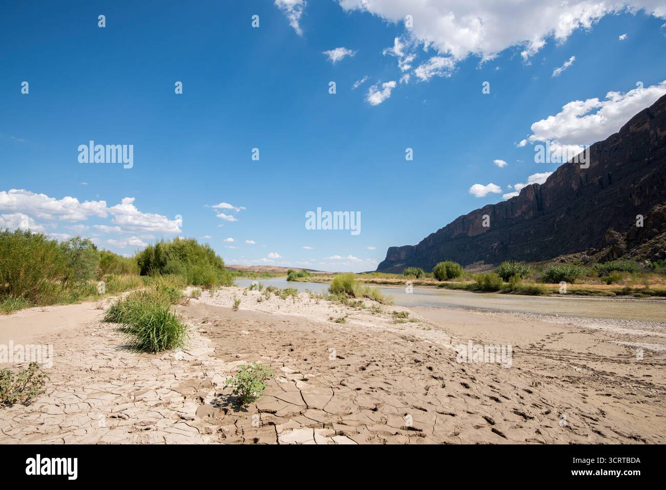 Vue sur la rivière Rio Grande dans le parc national de Big Bend, Texas Banque D'Images